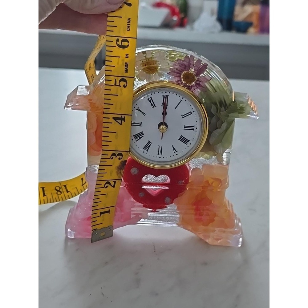 Handmade Resin Desk Clock Decoration Gift Heart Flowers 731 - Picture 9 of 9